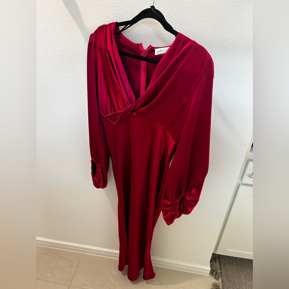 Elegant Pink Women's Dress